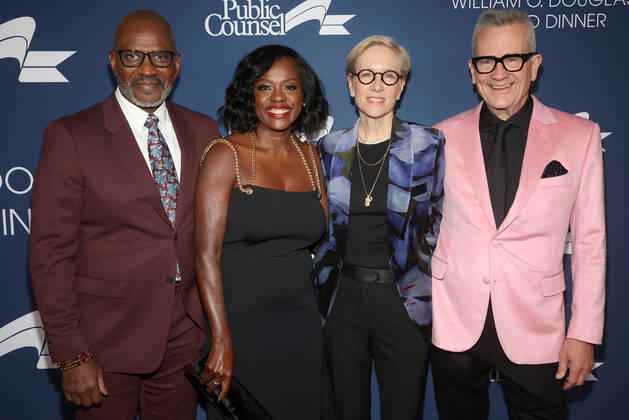 Public Counsel s Annual William O. Douglas Award Dinner Celebrating Viola Davis at The Beverly Hilton - Arrivals Featuring: Julius Tennon, Viola Davis, Guests Where: Los Angeles, California, United States When: 11 Dec 2022 Credit: Faye s Vision Cover Images Copyright: xx 52273270 EDITORIAL USE ONLY. NOT FOR USE BY NEWSPAPERS BASED IN THE UK.