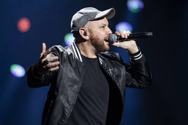 Matt Simons live bei der Night of the Proms 2022 in der Messehalle. Erfurt, 13.12.2022