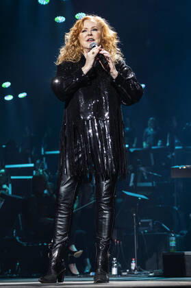 Carol Decker (T Pau) live bei der Night of the Proms 2022 in der Messehalle. Erfurt, 13.12.2022