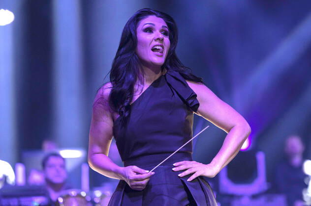 Alexandra Arrieche live bei der Night of the Proms 2022 in der Messehalle. Erfurt, 13.12.2022