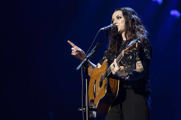 Amy Macdonald live bei der Night of the Proms 2022 in der Messehalle. Erfurt, 13.12.2022