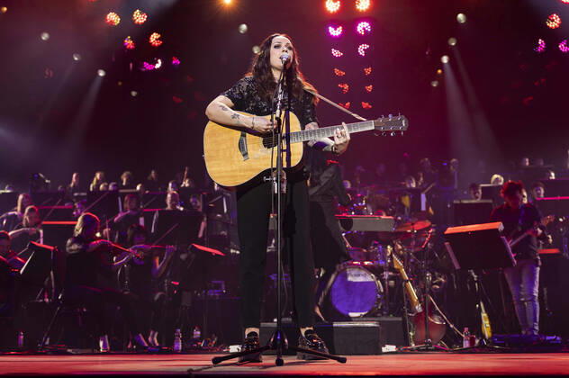 Amy Macdonald live bei der Night of the Proms 2022 in der Messehalle. Erfurt, 13.12.2022