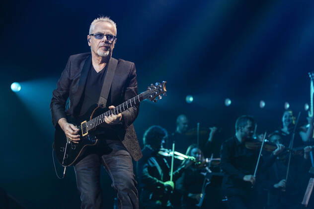 Nik Kershaw live bei der Night of the Proms 2022 in der Messehalle. Erfurt, 13.12.2022