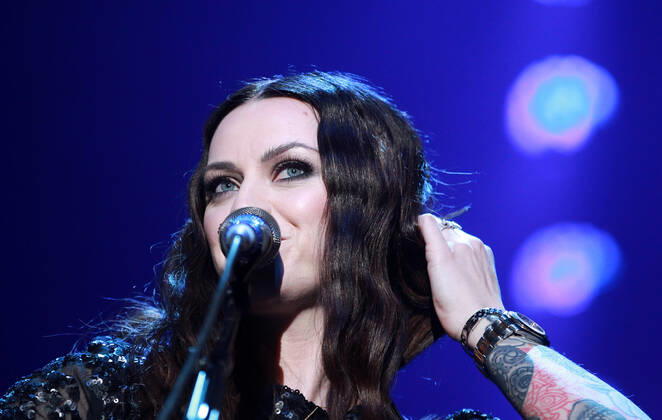 Night of the Proms 2022 13.12.2022, Erfurt, Messehalle, Night of the Proms 2022 Das Antwerp Philharmonic Orchestra und der Chor Fine Fleur unter Leitung der Dirigentin Alexandra Arrieche begleiten die Stars im Bild: Amy Macdonald