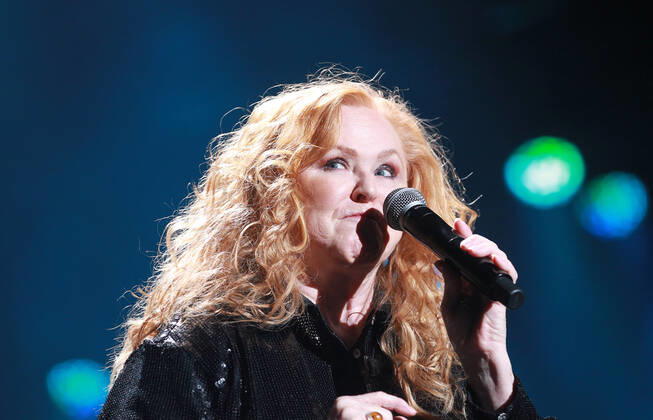 Night of the Proms 2022 13.12.2022, Erfurt, Messehalle, Night of the Proms 2022 Das Antwerp Philharmonic Orchestra und der Chor Fine Fleur unter Leitung der Dirigentin Alexandra Arrieche begleiten die Stars im Bild: Carol Decker