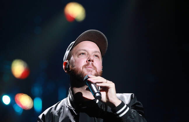 Night of the Proms 2022 13.12.2022, Erfurt, Messehalle, Night of the Proms 2022 Das Antwerp Philharmonic Orchestra und der Chor Fine Fleur unter Leitung der Dirigentin Alexandra Arrieche begleiten die Stars im Bild: Matt Simons