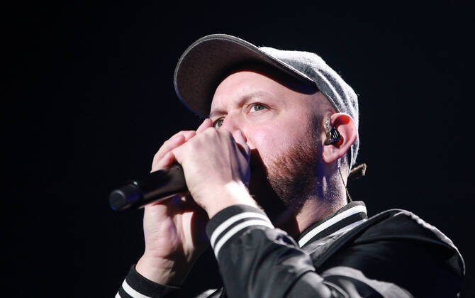 Night of the Proms 2022 13.12.2022, Erfurt, Messehalle, Night of the Proms 2022 Das Antwerp Philharmonic Orchestra und der Chor Fine Fleur unter Leitung der Dirigentin Alexandra Arrieche begleiten die Stars im Bild: Matt Simons