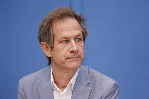 Prof. Dr. Marc Helbling, Mitglied des Sachverständigenrat für Integration und Migration (SVR) , Deutschland, Berlin, Bundespressekonferenz, Thema: Ergebnisse des SVR-Integrationsbarometers 2022