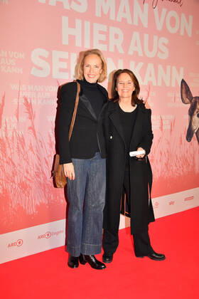 Juliane Köhler und Caroline Link Premiere Was man von hier aus sehen kann Film, Fernsehen Astor Film Lounge im Arri München 10. Dez. 2022
