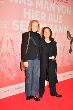 Juliane Köhler und Caroline Link Premiere Was man von hier aus sehen kann Film, Fernsehen Astor Film Lounge im Arri München 10. Dez. 2022