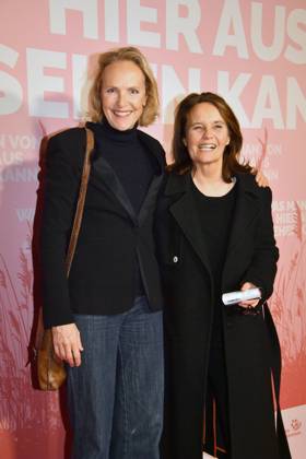 Juliane Köhler und Caroline Link Premiere Was man von hier aus sehen kann Film, Fernsehen Astor Film Lounge im Arri München 10. Dez. 2022