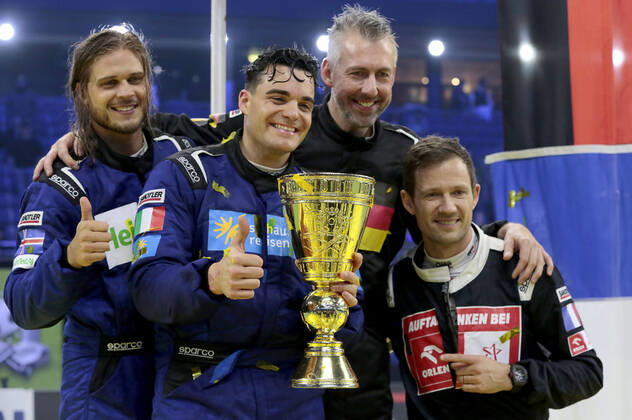 Bilder des Jahres 2022, Entertainment 12 Dezember Entertainment Themen der Woche KW50 Rurik Gislason, Stefano Zarrella, Sebastian Pufpaff und Sebastien Ogier in der ProSieben Fernsehshow TV total Autoball WM 2022 in der ZAG Arena. Hannover, 16.12.2022