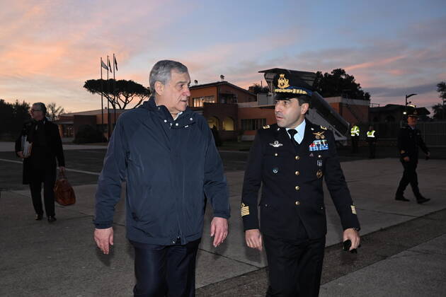December 23, 2022, Rome, Italy: Italy s Minister for Foreign Affairs, Antonio Tajani, departing from Ciampino Airport to Rafic Hariri Airport on occasion of his mission in Lebanon. Rome, 23 December 2022. ANSA CLAUDIO PERI Rome Italy - ZUMAa110 20221223_zaf_a110_012 Copyright: xAnsa ClaudioxPerix