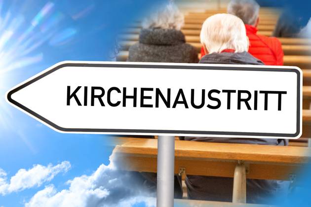 Symbolbild Kirchenaustritt: Richtungsschild mit der Aufschrift Kirchenaustritt vor Personen in einer Kirche und einem blauen Himmel (Composing)
