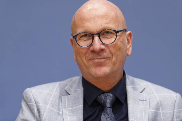Städte- und Gemeindebund blickt auf 2023 2023-01-04, Deutschland, Berlin - Bundespressekonferenz: Der Deutsche Städte- und Gemeindebund (DStGB) blickt auf das Jahr 2022 zurück und gibt einen Ausblick auf 2023. Im Bild Uwe Brandl, Präsident des DStGB und Erster Bürgermeister der Stadt Abensberg.