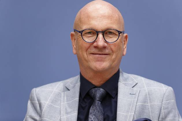 Städte- und Gemeindebund blickt auf 2023 2023-01-04, Deutschland, Berlin - Bundespressekonferenz: Der Deutsche Städte- und Gemeindebund (DStGB) blickt auf das Jahr 2022 zurück und gibt einen Ausblick auf 2023. Im Bild Uwe Brandl, Präsident des DStGB und Erster Bürgermeister der Stadt Abensberg.