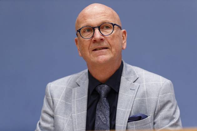 Städte- und Gemeindebund blickt auf 2023 2023-01-04, Deutschland, Berlin - Bundespressekonferenz: Der Deutsche Städte- und Gemeindebund (DStGB) blickt auf das Jahr 2022 zurück und gibt einen Ausblick auf 2023. Im Bild Uwe Brandl, Präsident des DStGB und Erster Bürgermeister der Stadt Abensberg.