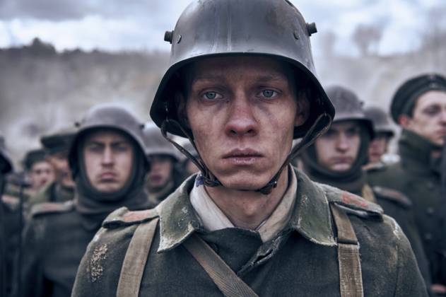 RELEASE DATE: October 28, 2022. TITLE: All Quiet On The Wester Front. STUDIO: . DIRECTOR: Edward Berger. PLOT: A young German soldier s terrifying experiences and distress on the western front during World War I. STARRING: FELIX KAMMERER as Paul Baumer. Prague Czech Republic - ZUMAl90_ 20230106_shm_l90_860 Copyright: xNetflixx