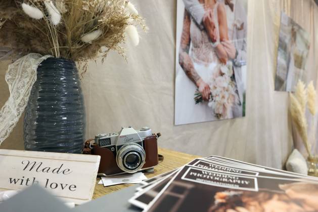 Impressionen der Hochzeits und Festmesse 2023 in der Siegerlandhalle Messe zum Thema Hochzeit und Fest am 14.01.2023 in Siegen Deutschland. Nur Redaktionelle Nutzung