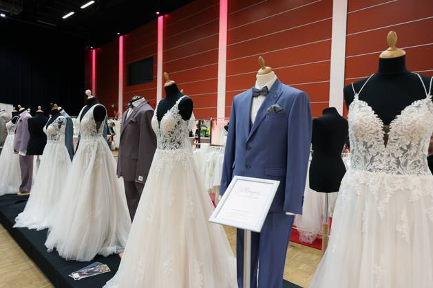 Impressionen der Hochzeits und Festmesse 2023 in der Siegerlandhalle Messe zum Thema Hochzeit und Fest am 14.01.2023 in Siegen Deutschland. Nur Redaktionelle Nutzung