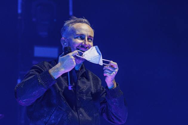 Jan Böhmermann und das Rundfunk-Tanzorchester Ehrenfeld Copyright: RolandxMagunia