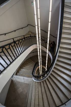 RECORD DATE NOT STATED Paris (France): building of the Bourse de commerce (Commodities Exchange) and the Pinault Collection Paris (France): building of the Bourse de commerce (Commodities Exchange) The Pinault collection in the former Commodity Exchange building renovated and converted into a Parisian museum housing Francois Pinault s private collection of contemporary art. Double helix staircase Building renovated and converted into a museum by Japanese architect Tadao Ando (TAAA, Tadao Ando Architect & Associates), NeM Niney & Marca Architects, Pierre-Antoine Gatier & Setec Batiment (For Press and Edition) Ile de France; Paris 75 Ile-de-France Europe; Western Europe; France Copyright: xYvergniauxxJ Andia.frx 399915