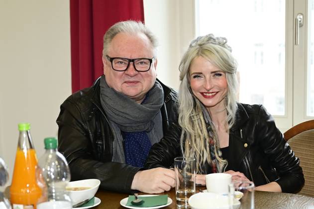 Heinz Rudolf Kunze und Sarah Lesch bei der Verleihung des Lessing-Preises 2023 des Freistaates Sachsen im Rathaus. Kamenz, 21.01.2023