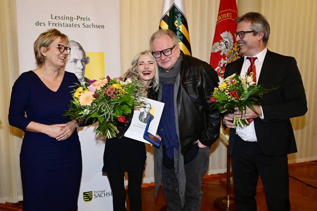 Barbara Klepsch, Sarah Lesch, Heinz Rudolf Kunze und Maik Weise bei der Verleihung des Lessing-Preises 2023 des Freistaates Sachsen im Rathaus. Kamenz, 21.01.2023