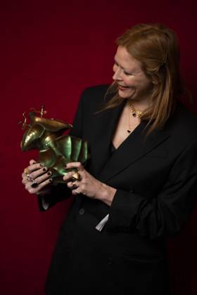 STOCKHOLM 20230123 Sofie Krunegard received the award for best costume design for the film Triangle of Sadness during the Guldbaggegalan at Circus in Stockholm STOCKHOLM SWEDEN x10050x,  Copyright: xPontusxLundahlx xTTx GULDBAGGEN 2023 TTABB0000000000154540