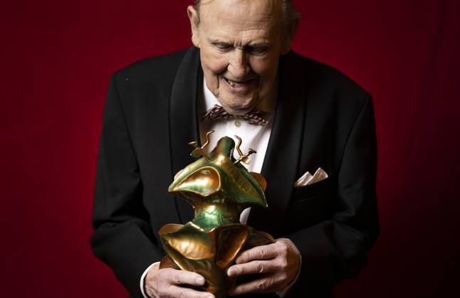 STOCKHOLM 20230123 Björn Gustafson with the Guldbaggens honorary award STOCKHOLM SWEDEN x10050x,  Copyright: xPontusxLundahlx xTTx GULDBAGGEN 2023 TTABB0000000000154666