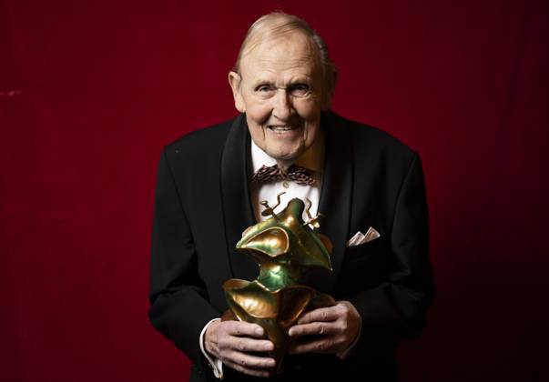 STOCKHOLM 20230123 Björn Gustafson with the Guldbaggens honorary award STOCKHOLM SWEDEN x10050x,  Copyright: xPontusxLundahlx xTTx GULDBAGGEN 2023 TTABB0000000000154672