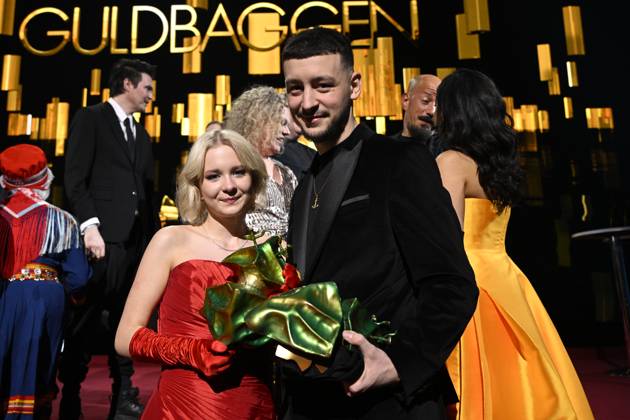 STOCKHOLM 20230123 Sigrid Johnson and Granit Rushiti won the Golden Beetles for best female and male lead respectively for their roles in Comedy Queen and Jag er Zlatan during the Guldbaggegalan at Cirkus in Stockholm STOCKHOLMK SWEDEN x10040x,  Copyright: xAndersxWiklund TTx GULDBAGGEN 2023 TTABB0000000000154715