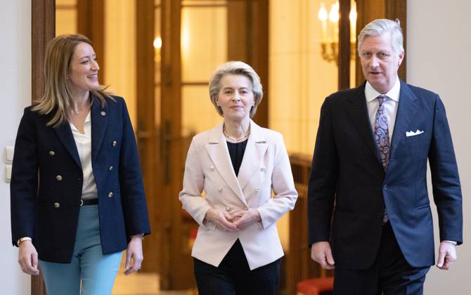 European Parliament chairwoman Roberta Metsola, European Commission president Ursula Von der Leyen and King Philippe - Filip of Belgium pictured at an audience with the King, ahead of the New Year s reception organized by the Royal Family at the Royal Palace in Brussels for the heads of the European institutions and the diplomats and chiefs of mission (ambassadors and consuls) accredited to the European institutions, Tuesday 24 January 2023. BENOITxDOPPAGNE 58697874