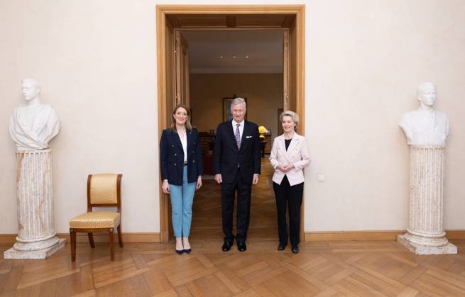 European Parliament chairwoman Roberta Metsola, European Commission president Ursula Von der Leyen and King Philippe - Filip of Belgium pictured at an audience with the King, ahead of the New Year s reception organized by the Royal Family at the Royal Palace in Brussels for the heads of the European institutions and the diplomats and chiefs of mission (ambassadors and consuls) accredited to the European institutions, Tuesday 24 January 2023. BENOITxDOPPAGNE 58697883