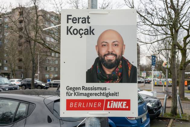 27.01.2023,Berlin,Deutschland,ein Wahlplakat von der Partei Die Linke Ferat Kocak zur Wiederholung der Wahl zum Abgeordnetenhaus von Berlin und zu den Bezirksverordnetenversammlungen am 12.02.2023.
