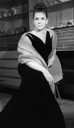 Moscow, USSR. January 10, 1961. Soviet opera singer, lead singer of the State Academic Bolshoi Theatre of the Soviet Union Galina Vishnevskaya poses for a photo. Vladimir Savostyanov, Alexander Konkov TASS  1434408