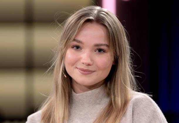 Talkshow Koelner Treff ( Kölner Treff ) : Julia BEAUTX , Schauspielerin , 20.01.2023 Julia BEAUTX , Actress , 20.01.2023