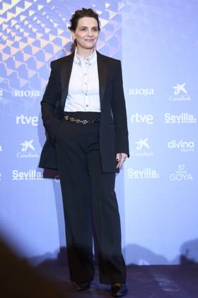 February 10, 2023, Madrid, Madrid, Spain: Juliette Binoche attends a photocall as winner of International Goya Award 2023 during 37th Goya Awards at Fibes - Conference and Exhibition on February 10, 2023 in Sevilla, Spain Madrid Spain - ZUMAg15_ 20230210_zaf_g15_007 Copyright: xJackxAbuinx