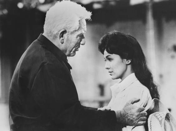 September 20, 2021, USA: Spencer Tracy, BarBara Luna, on-set of the Film, The Devil At 4 O Clock , Columbia Pictures, 1961 USA - ZUMAg145 20210920_zap_g145_006 Copyright: xJTxVintagex