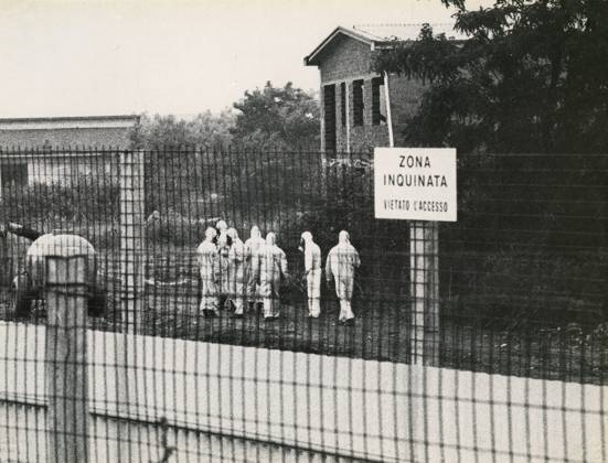 The emergency team in Seveso, where a cloud of dioxin has arrived, Italy 1976 