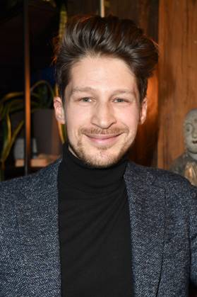 Oliver Bender bei der Verleihung des Blaue Blume Award 2023 im The Reed. Berlin, 15.02.2023