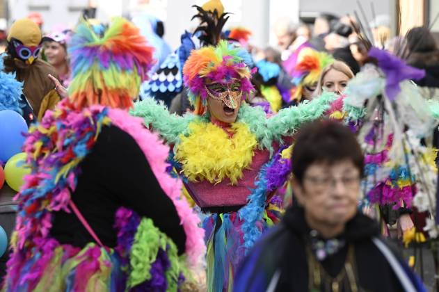 IMAGO Creative, Gesellschaft, Fasching Bilder des Jahres 2023, News 02 Februar News Themen der Woche KW07 Fastnachtsumzug iHanau Steinheim 19.02.2023 Hanau Fastnachtsumzug 2023 Hanau im Stadtteil Steinheim. Frankfurt Frankfurt Hessen Germany