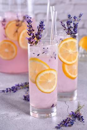 Lavender summer cocktail Lemonade with soft gentle notes of lavender, very light, incredibly refreshing summer cocktail. Copyright: xZoonar.com MarynaxVoronovax 18801520
