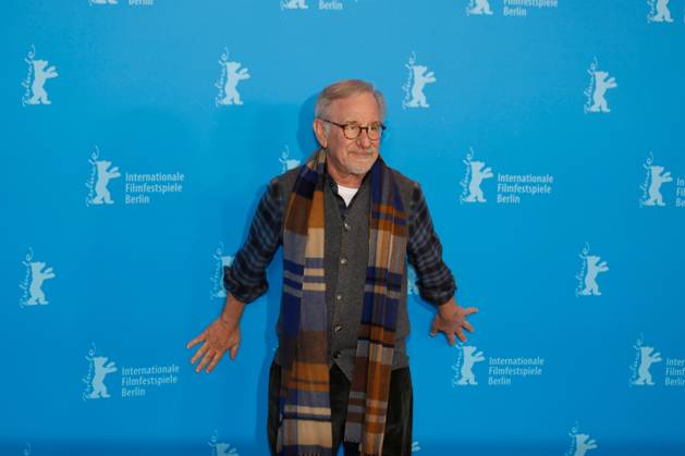 Berlinale: Photo Call zur Verleihung des Goldenen Ehrenbärs an Steven Spielberg Steven Spielberg beim Photo Call zur Verleihung des Goldenen Ehrenbärs an Steven Spielberg und der Deutschlandpremiere von The Fabelmans im Rahmen der 73. Berlinale im Grand Hyatt Hotel in Berlin. Copyright: xEventpressxGolejewskix