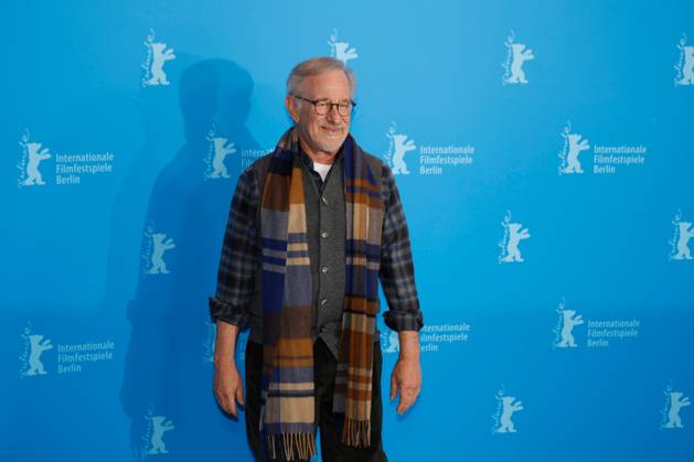 Berlinale: Photo Call zur Verleihung des Goldenen Ehrenbärs an Steven Spielberg Steven Spielberg beim Photo Call zur Verleihung des Goldenen Ehrenbärs an Steven Spielberg und der Deutschlandpremiere von The Fabelmans im Rahmen der 73. Berlinale im Grand Hyatt Hotel in Berlin. Copyright: xEventpressxGolejewskix