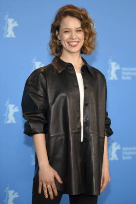 Paula Beer beim Photocall zum Kinofilm Roter Himmel auf der Berlinale 2023 73. Internationale Filmfestspiele Berlin im Hotel Grand Hyatt. Berlin, 22.02.2023