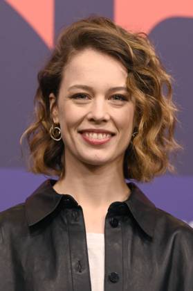 Paula Beer bei der Pressekonferenz zum Kinofilm Roter Himmel Afire auf der Berlinale 2023 73. Internationale Filmfestspiele Berlin im Hotel Grand Hyatt. Berlin, 22.02.2023