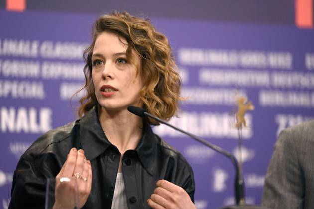 Paula Beer bei der Pressekonferenz zum Kinofilm Roter Himmel Afire auf der Berlinale 2023 73. Internationale Filmfestspiele Berlin im Hotel Grand Hyatt. Berlin, 22.02.2023