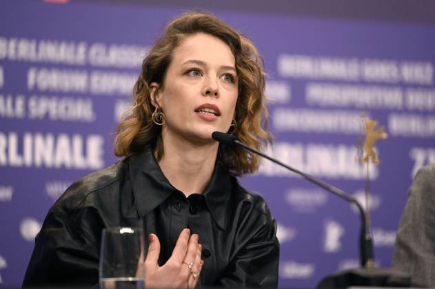 Paula Beer bei der Pressekonferenz zum Kinofilm Roter Himmel Afire auf der Berlinale 2023 73. Internationale Filmfestspiele Berlin im Hotel Grand Hyatt. Berlin, 22.02.2023