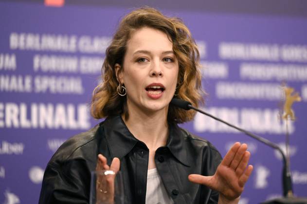 Paula Beer bei der Pressekonferenz zum Kinofilm Roter Himmel Afire auf der Berlinale 2023 73. Internationale Filmfestspiele Berlin im Hotel Grand Hyatt. Berlin, 22.02.2023